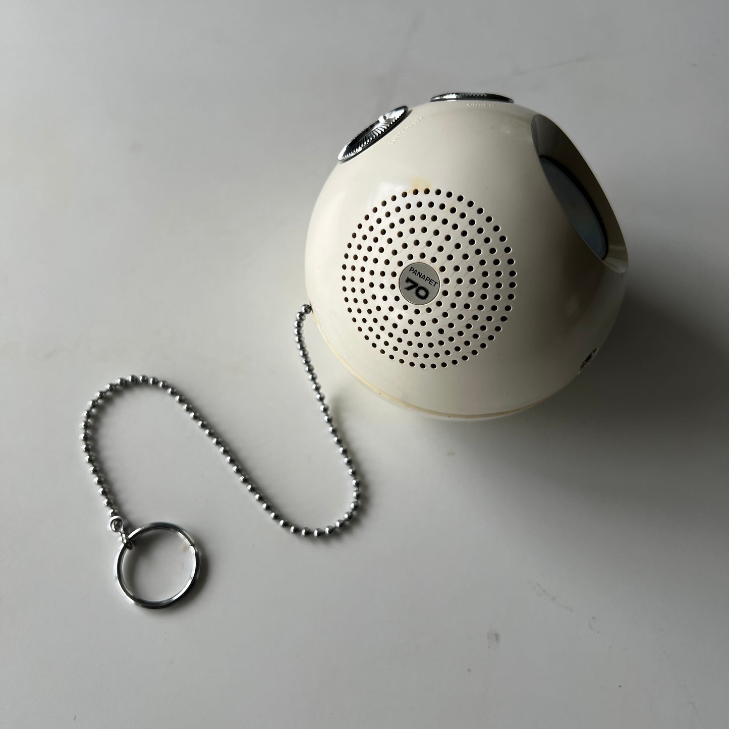 c. 1970 Panasonic R70 PanaPet AM Transistor Radio